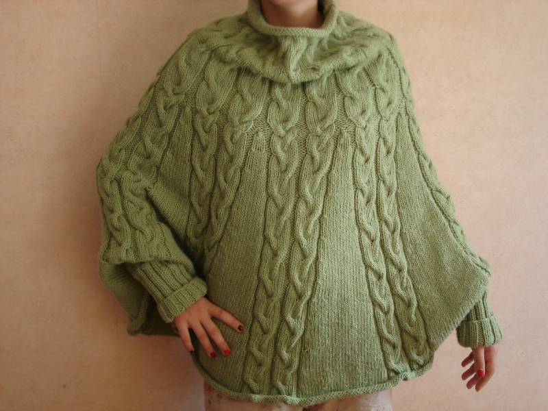 http://i76.servimg.com/u/f76/11/11/02/38/poncho10.jpg